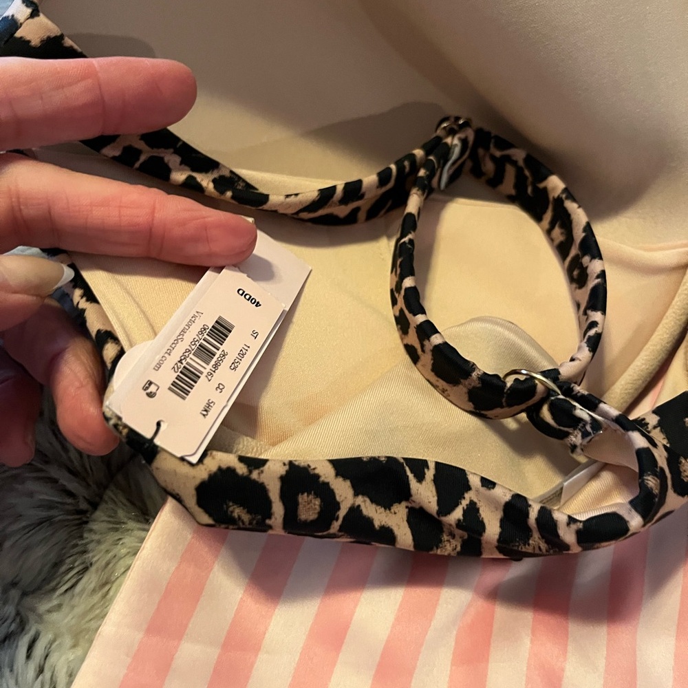 Victoria's Secret Animal Print  SWIM twisted front bikini top 40DD BEAUTIFUL!! - Picture 3 of 11